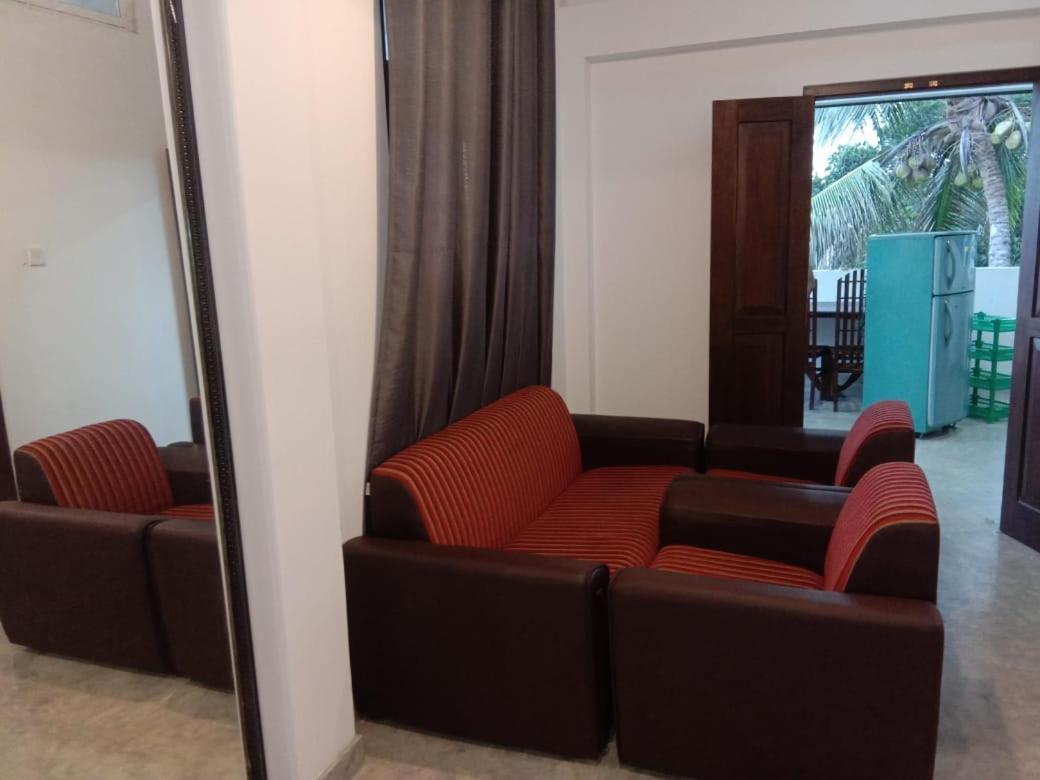 Sunny Mound Unawatuna Close By Sri Yoga Shala Room photo